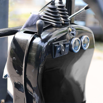 Mini-Escavatore EAG110R 1ton 