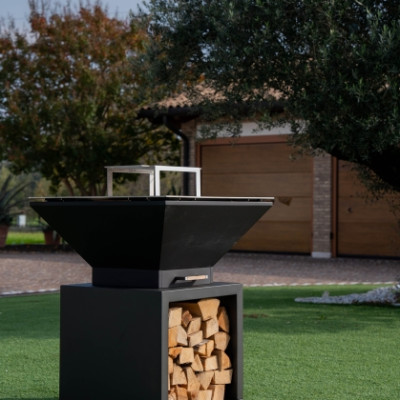 Barbecue a legna Tower antracite con portalegna 