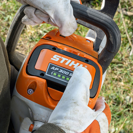 Stihl - Motosega a batteria MSA 220 CB